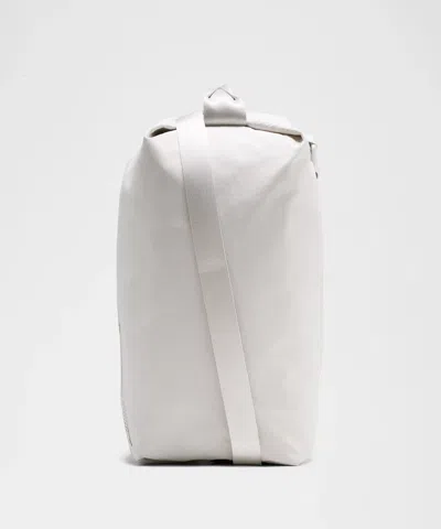 Lululemon Fast Track Bag 2.0 10l