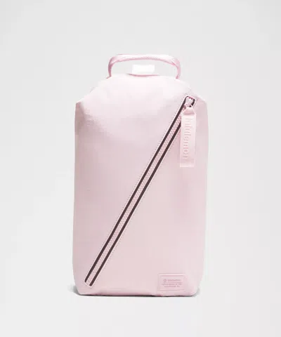 Lululemon Fast Track Bag 2.0 9l