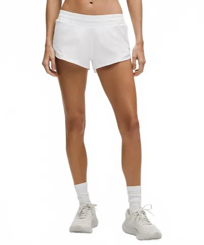 LULULEMON HOTTY HOT 2.5 LOW RISE SHORT IN WHITE