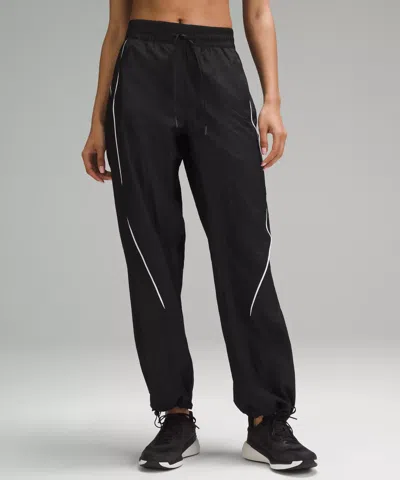 Lululemon License To Train Mid-rise Lightweight Joggers In Black