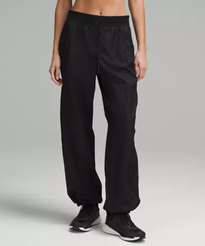 Lululemon License To Train Mid-rise Lightweight Joggers In Black