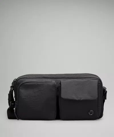 Lululemon Multi-pocket Crossbody Bag 2.5l In Black