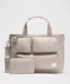 Lululemon Multi-pocket Tote Bag 19.5l
