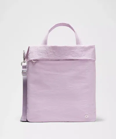 Lululemon On My Level Tote Bag 20l In Purple