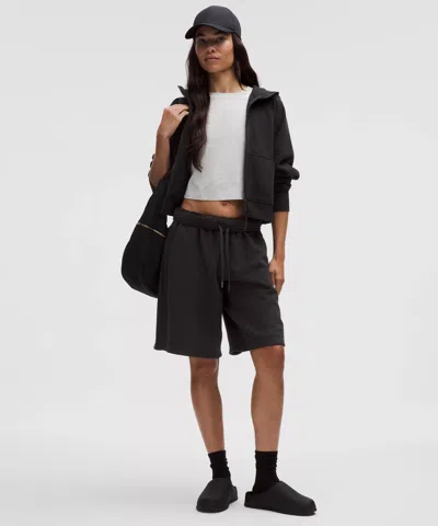 Lululemon Scuba Mid-rise Bermuda Short 11"