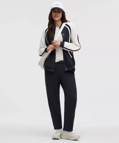 Lululemon Scuba Mid-rise Tapered Pant 7/8 Length