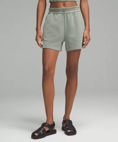 Lululemon Softstreme High-rise Shorts 4"