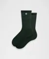 Lululemon Unisex Daily Essential Crew Socks In Green