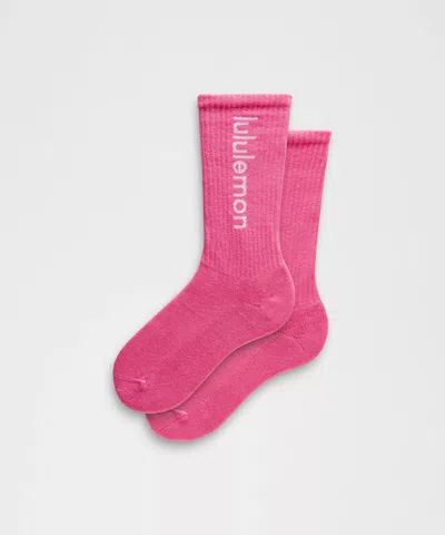 Lululemon Unisex Daily Essential Crew Socks Wordmark In Pink