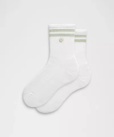Lululemon Unisex Daily Essential Quarter Socks
