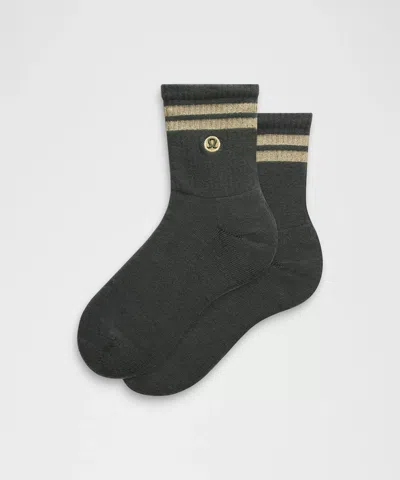 Lululemon Unisex Daily Essential Quarter Socks