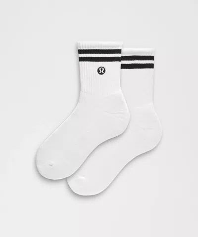 Lululemon Unisex Daily Essential Quarter Socks