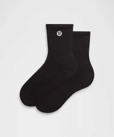 Lululemon Unisex Daily Essential Quarter Socks
