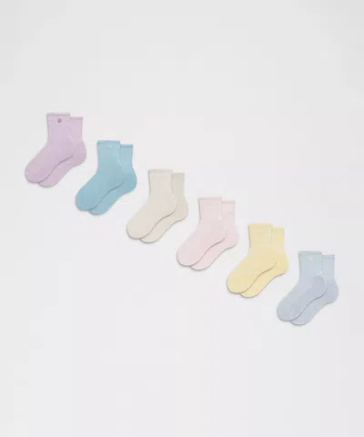 Lululemon Unisex Daily Essential Quarter Socks