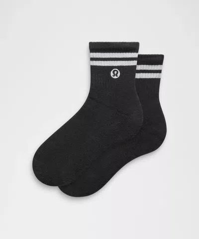 Lululemon Unisex Daily Essential Quarter Socks