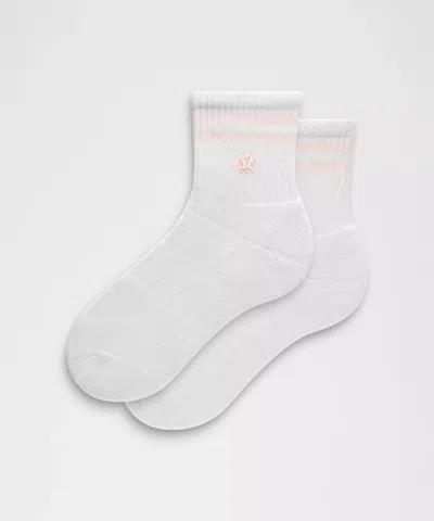 Lululemon Unisex Daily Essential Quarter Socks