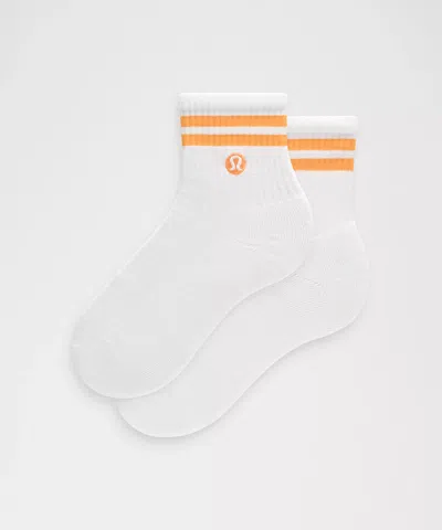 Lululemon Unisex Daily Essential Quarter Socks