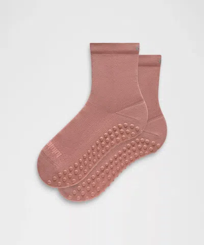 Lululemon Unisex Find Your Balance Grip Quarter Socks