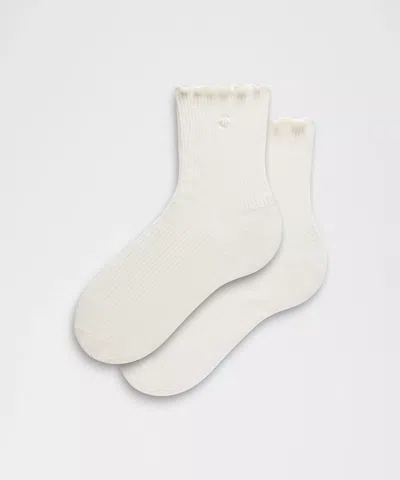 Lululemon Unisex Lettuce Edge Quarter Socks
