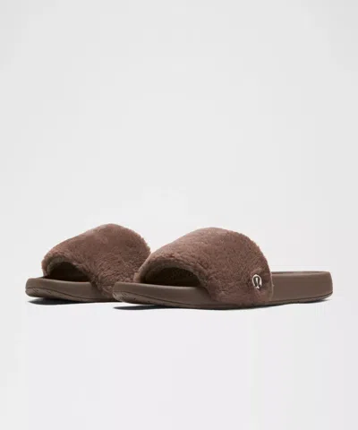 Lululemon Women's Restfeel Faux Fur Slide