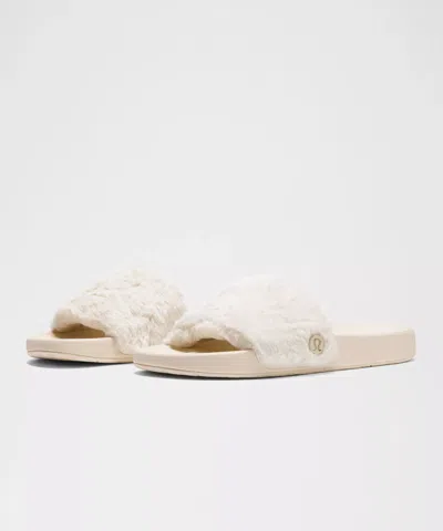 Lululemon Women's Restfeel Faux Fur Slide