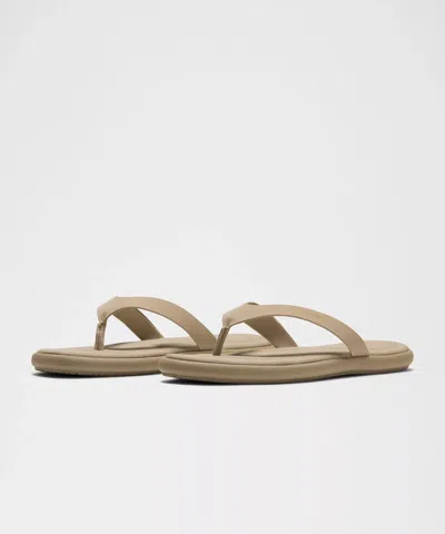 Lululemon Women's Restfeel Flip-flop