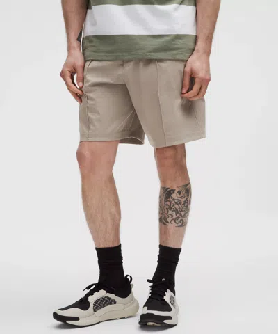 Lululemon Woven Pintuck Pull-on Shorts 8"