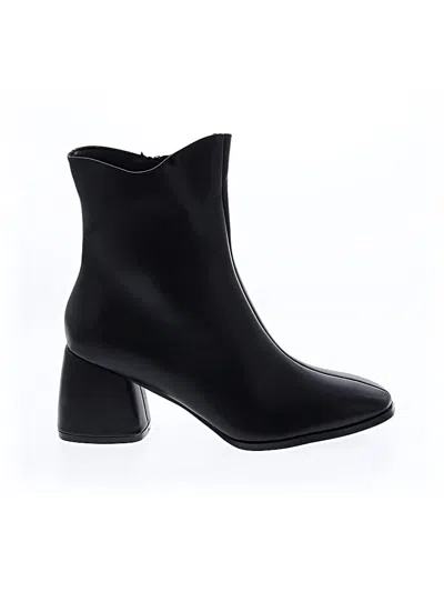 Pre-owned Lulus Ankle Boots In Black