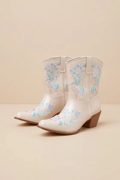 Lulus Birgitta Bone Embroidered Western Ankle Boots In White
