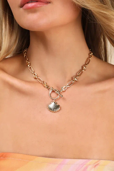 Lulus Cashley Gold Chain Link Seashell Charm Necklace