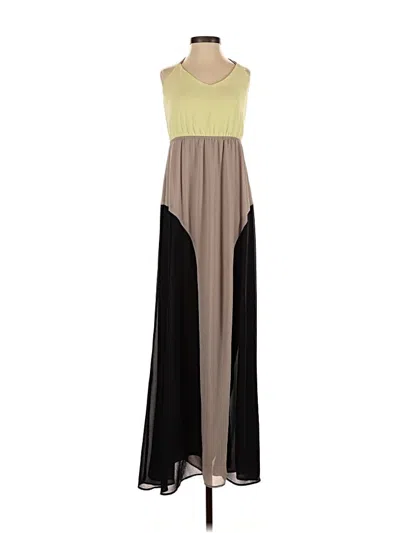 Pre-owned Lulus Casual Dress In Gray
