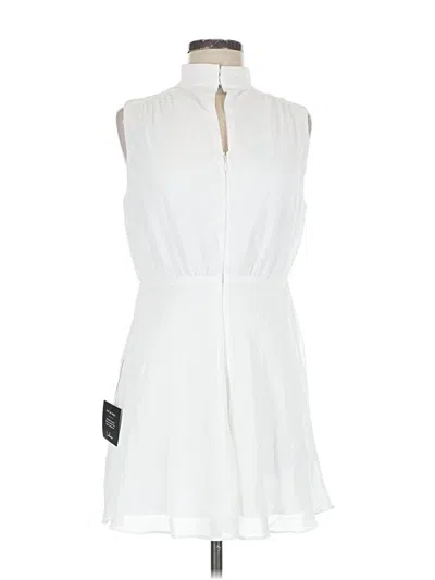 Pre-owned Lulus Casual Dress In White