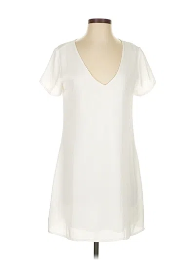 Pre-owned Lulus Casual Dress In White