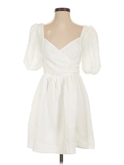 Pre-owned Lulus Casual Dress In White