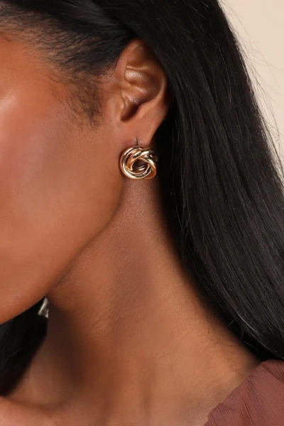Lulus Chessa Gold Twisted Circle Stud Earrings