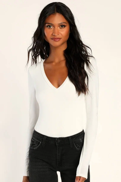 Lulus Clean Look White V-neck Long Sleeve Bodysuit
