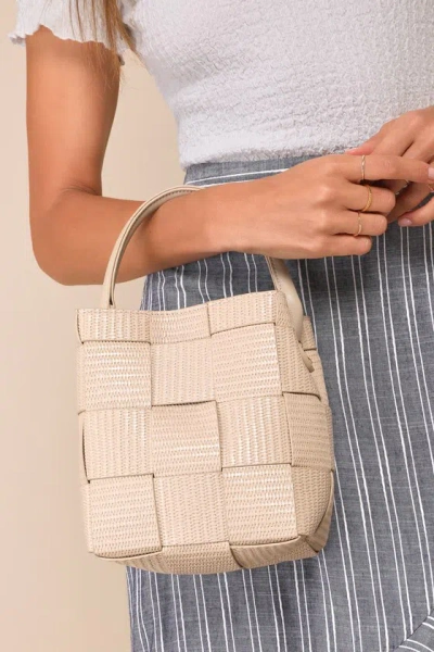 Lulus Cutest Life Taupe Textured Woven Bucket Bag In White