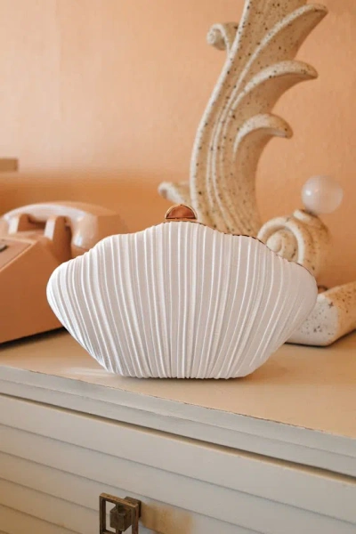 Lulus Divan White Pleated Satin Seashell Clutch