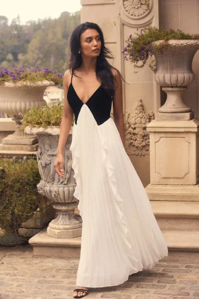 Lulus Envied Glamour Black And White Pleated Backless Maxi Dress