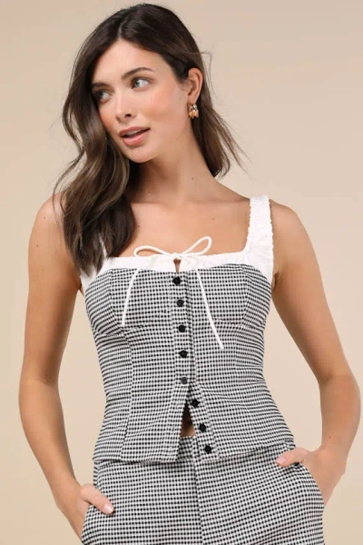 Lulus Erica Black And White Gingham Button-front Top