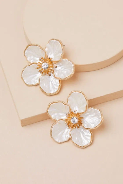 Lulus Gorgeous Sight White Flower Statement Earrings