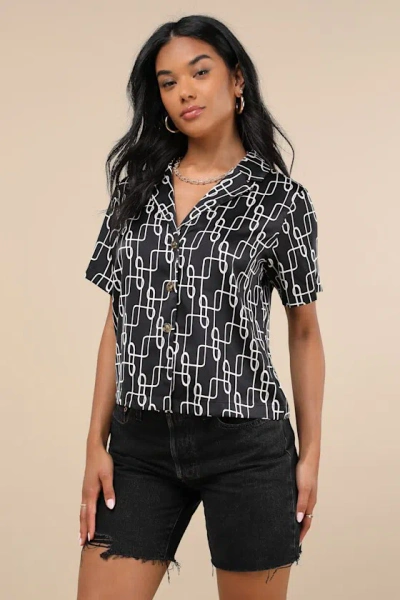 Lulus Intricate Aesthetic Black And White Abstract Print Button-up Top