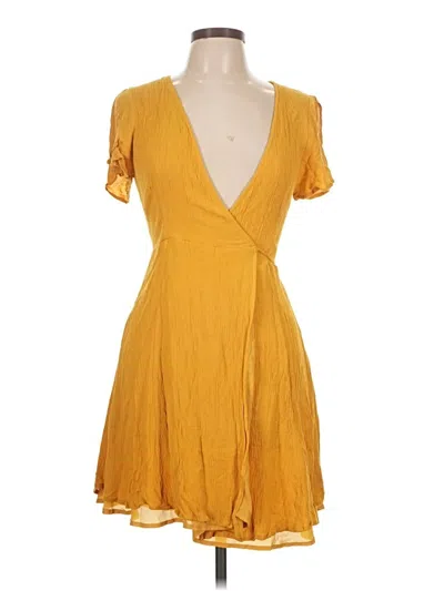 Pre-owned Lulus Kimono In Yellow