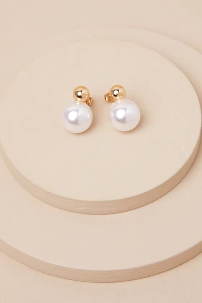 Lulus Krisalyn Gold Pearl Stud Earrings In Metallic