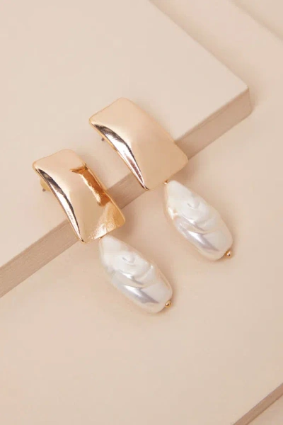 Lulus Lolla Gold Pearl Drop Earrings