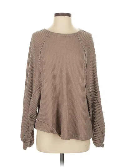 Pre-owned Lulus Long Sleeve T-shirt In Brown