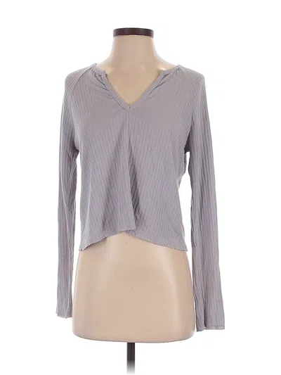 Pre-owned Lulus Long Sleeve Top Gray Open Neckline Tops