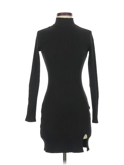 Pre-owned Lulus Long Sleeve Turtleneck In Black