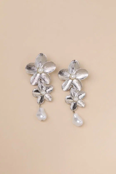 Lulus Luxurious Beauty Silver Pearl Flower Drop Earrings In White