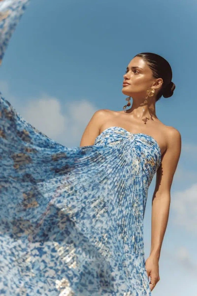 Lulus Lynwen Blue Abstract Pleated Strapless Maxi Dress